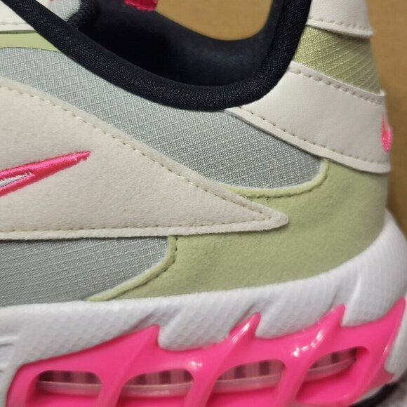 Womens Nike Zoom Air Fire- Light Silver/Hyper Pink/Olive Aura/White - Picture 8 of 12